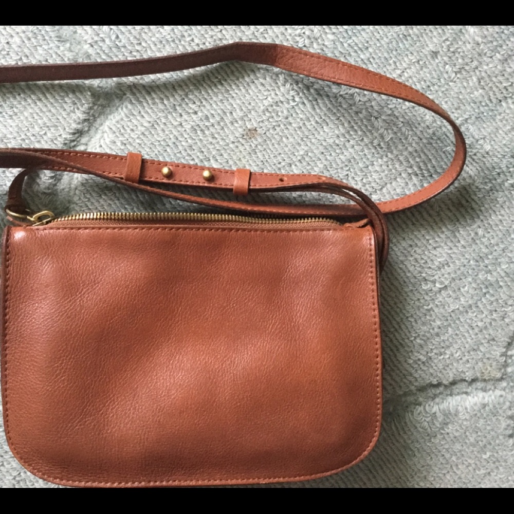 Made well crossbody